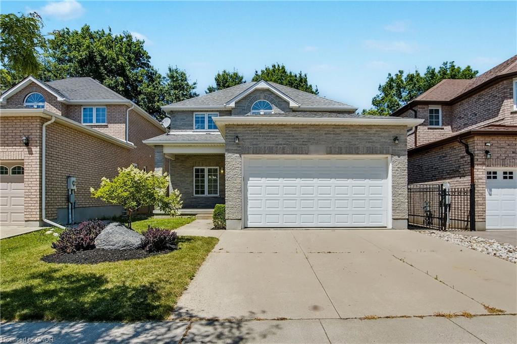 49 Fitzgerald Dr, Cambridge, ON N1T 0B2