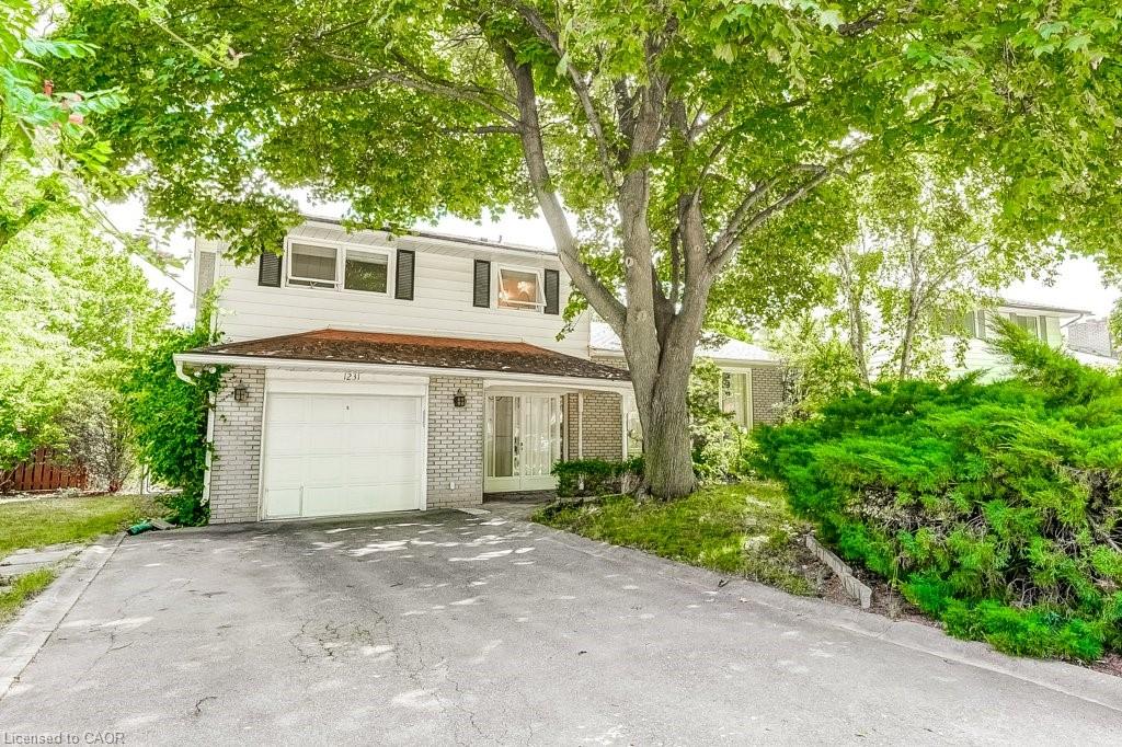 1231 Kingsmead Cres, Oakville, ON L6H 2K5