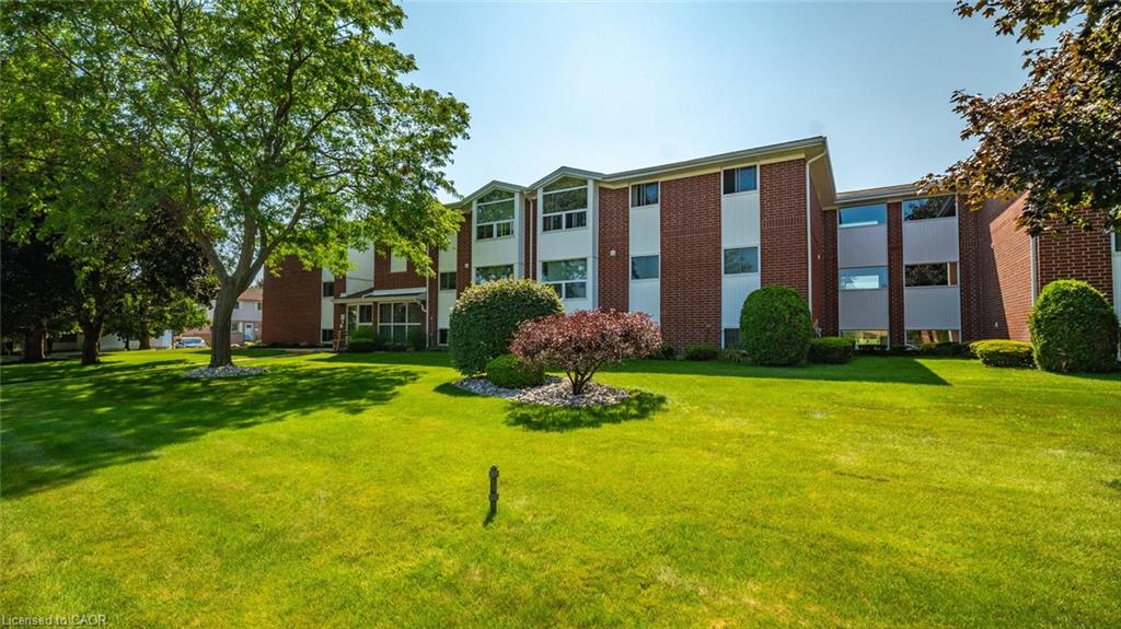 60 Donly Drive Unit 303, Simcoe, ON N3Y 5K3