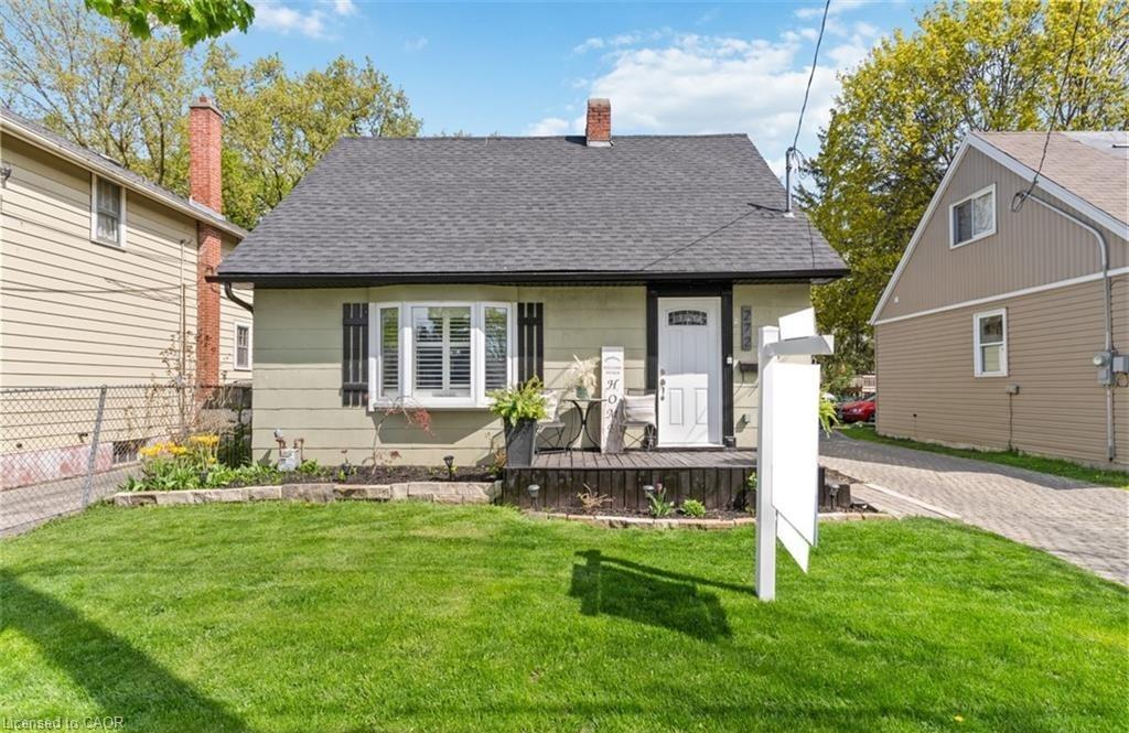 272 Grey St, Brantford, ON N3S 4W8