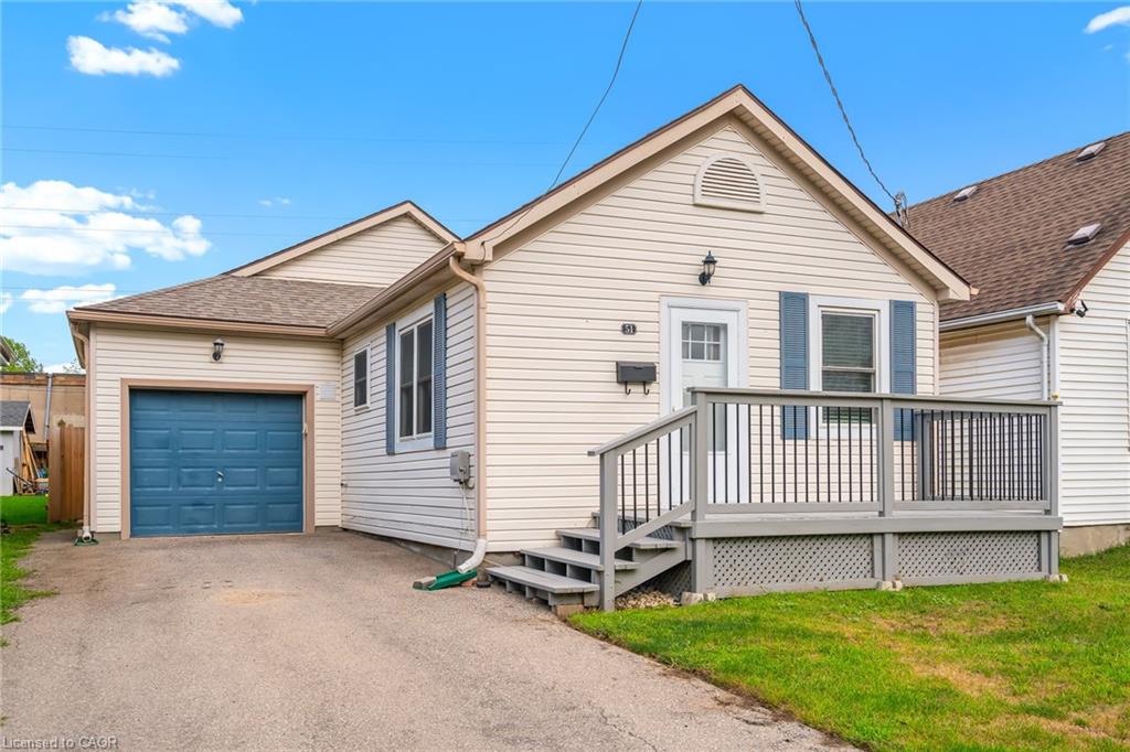 51 Rosedale Ave, St. Catharines, ON L2P 1Y6