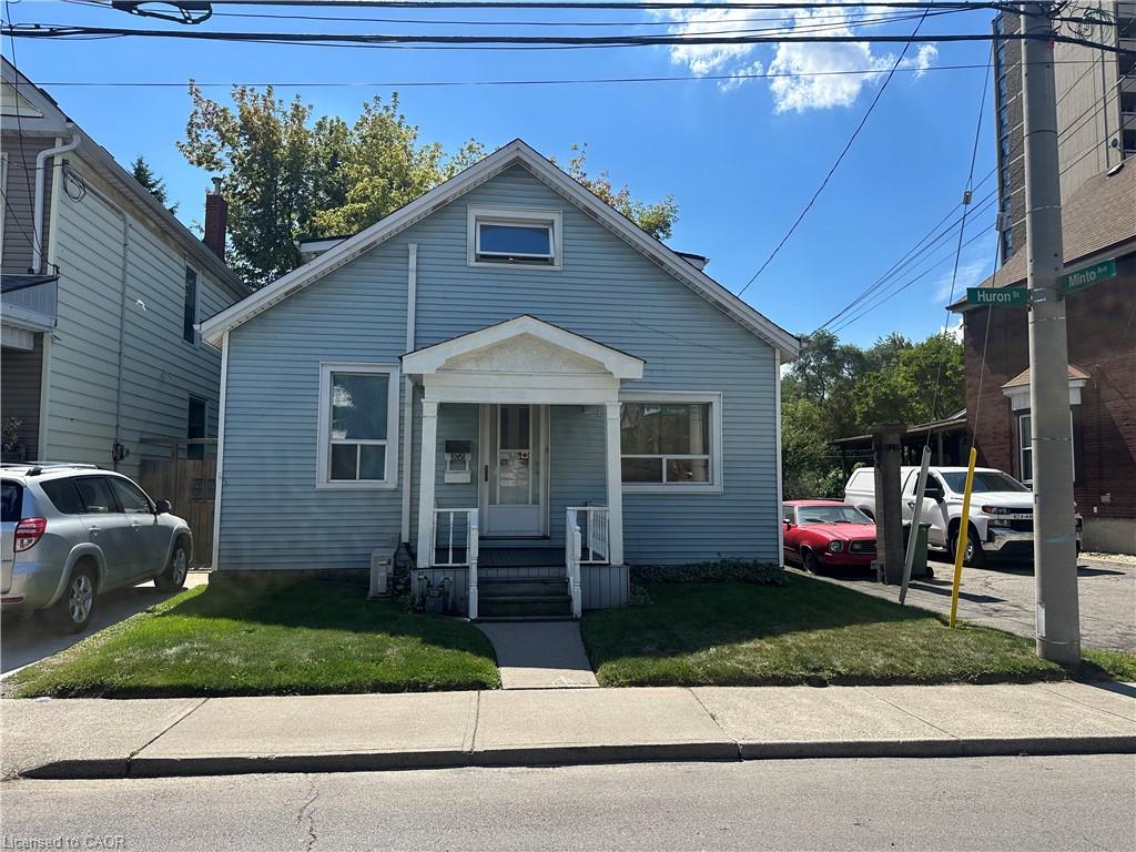 26 Huron St, Hamilton, ON L8L 2S2