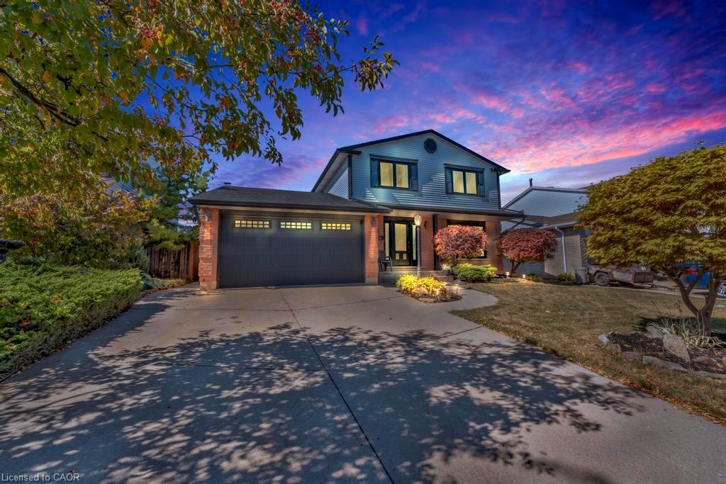 14 Greening Ave, Stoney Creek, ON L8C 3X5