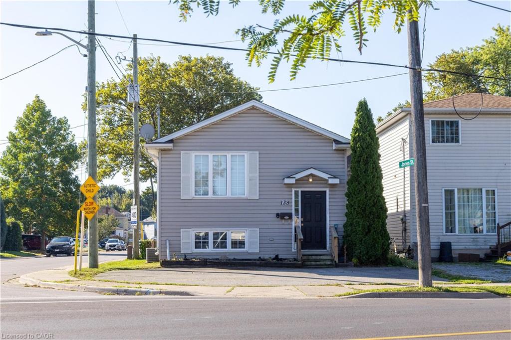 138 Carlton St, St. Catharines, ON L2R 7S6