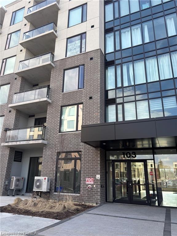 103 Roger Street Unit 411, Waterloo, ON N2J 0G2