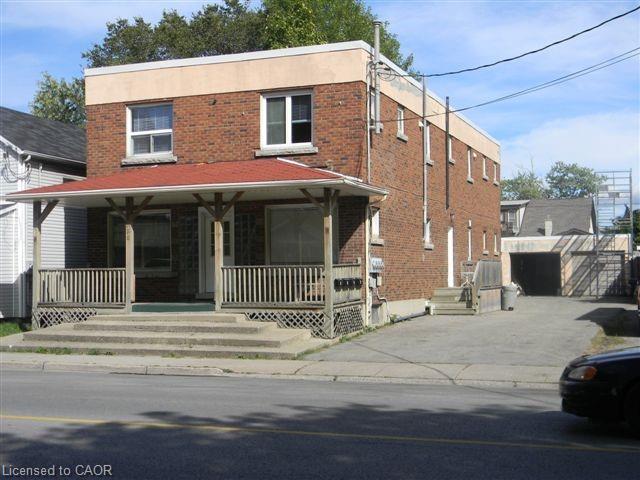 366 Crowland Ave, Welland, ON L3B 1X7