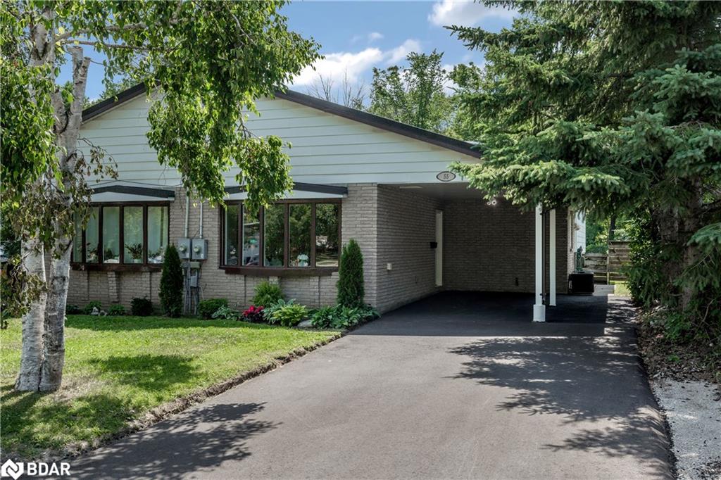 55 Fittons Rd E, Orillia, ON L3V 2J2