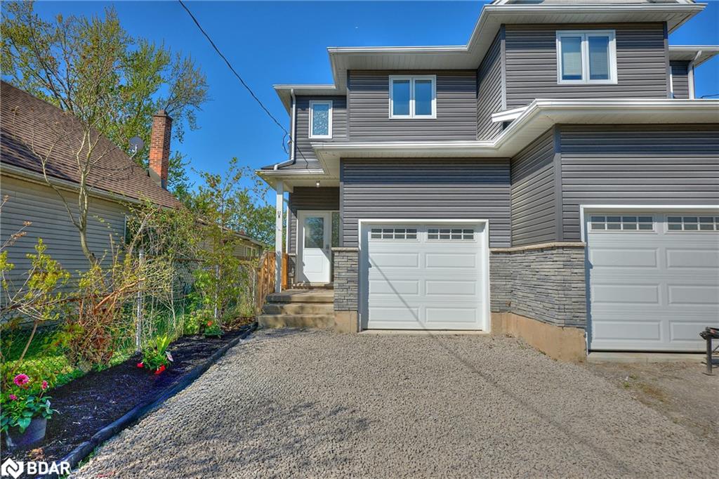 52 Merigold St #b, St. Catharines, ON L2S 2N5