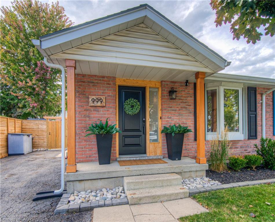 999 Cree Ave, Woodstock, ON N4T 1E7