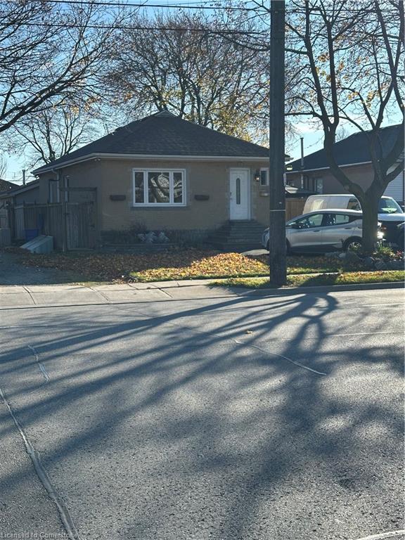 627 Upper Sherman Ave, Hamilton, ON L8V 3M4
