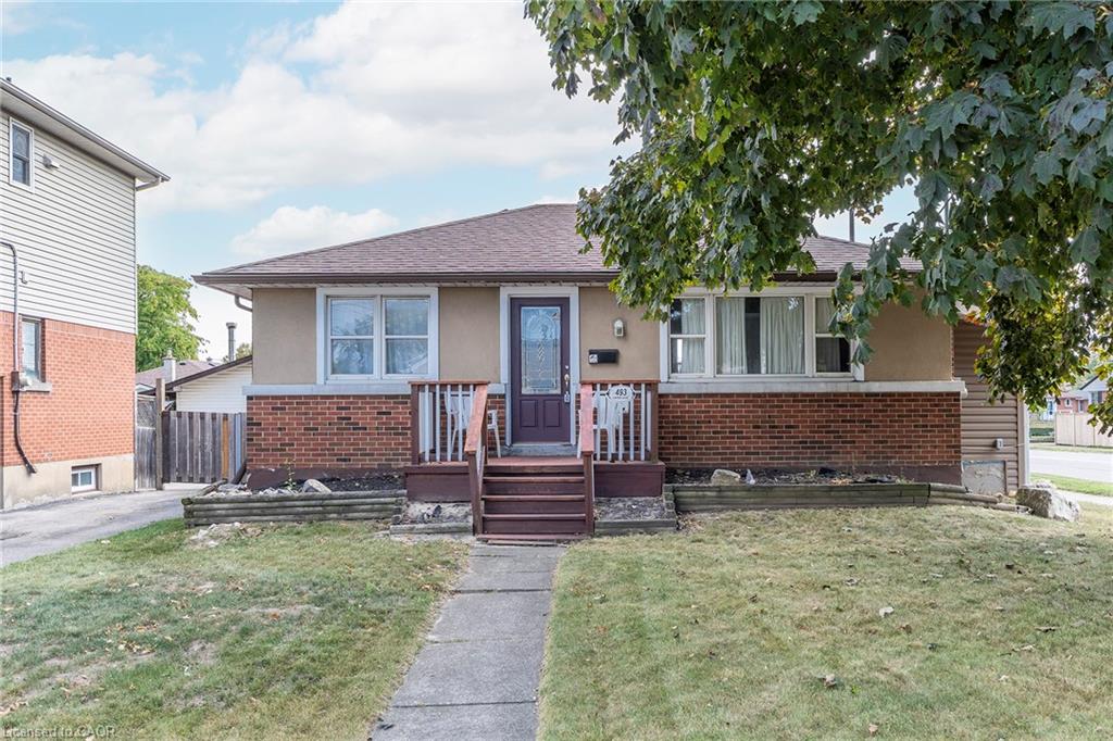 493 Upper Gage Ave, Hamilton, ON L8V 4J2