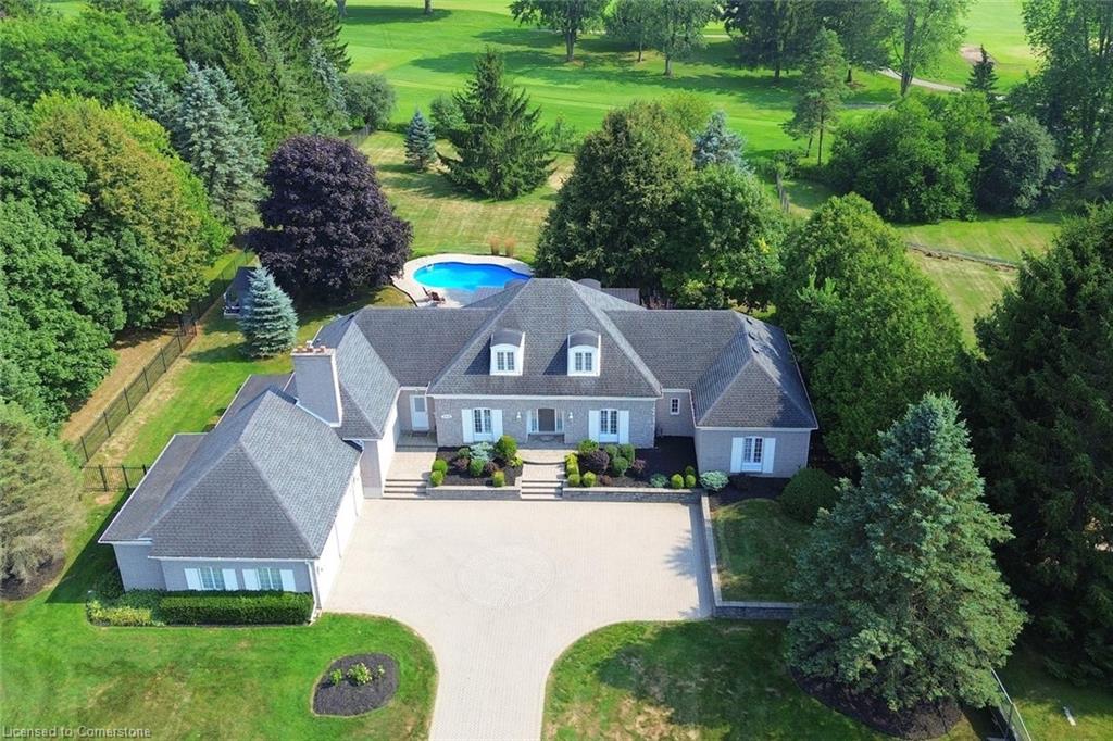 111 St Andrews Dr, Brantford, ON N3T 6H4