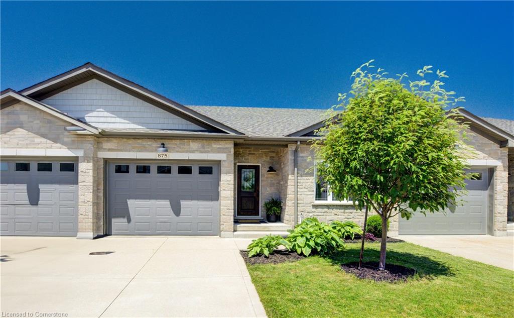 875 Baker Ave S, North Perth, ON N4W 3W2