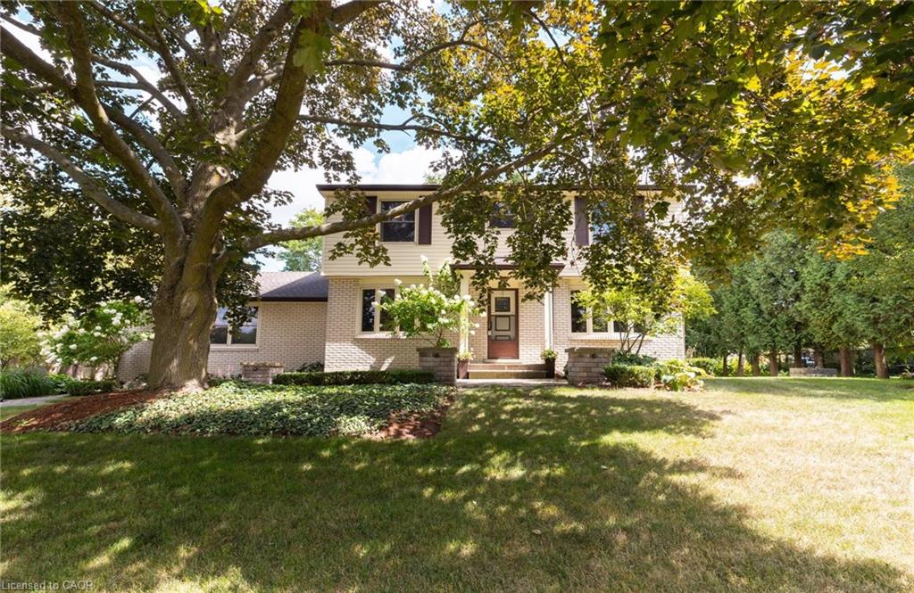 36 Marquette Dr, Kitchener, ON N2P 2H3