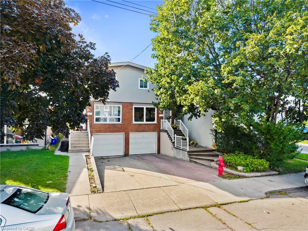 135 W Avenue N, Hamilton, ON L8L 5C4