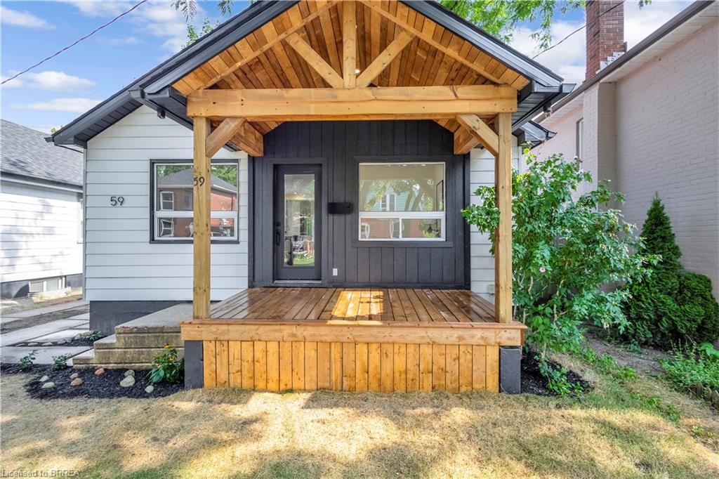59 Eagle Ave, Brantford, ON N3S 1Z2