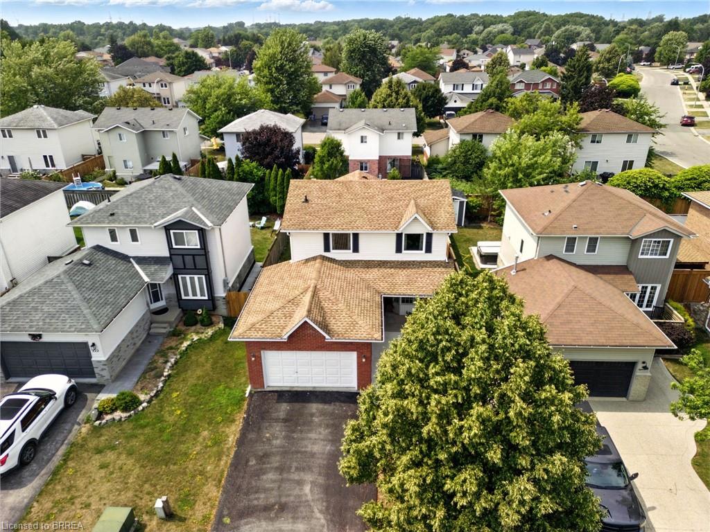 220 Kinross St, Caledonia, ON N3W 2K5