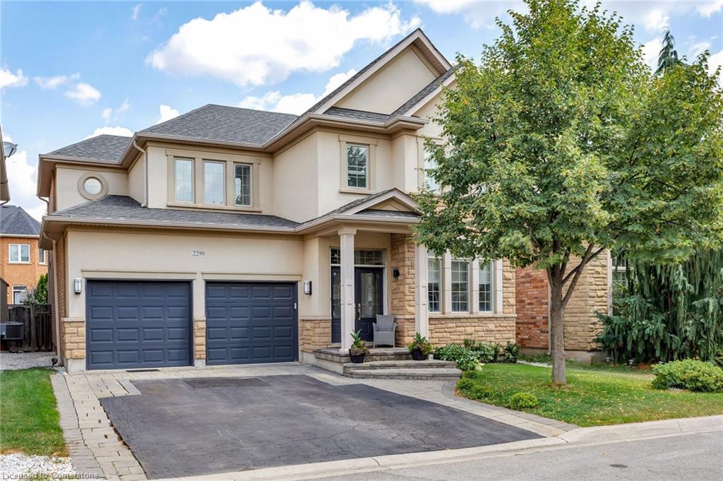 2299 Millstone Dr, Oakville, ON L6M 0H1