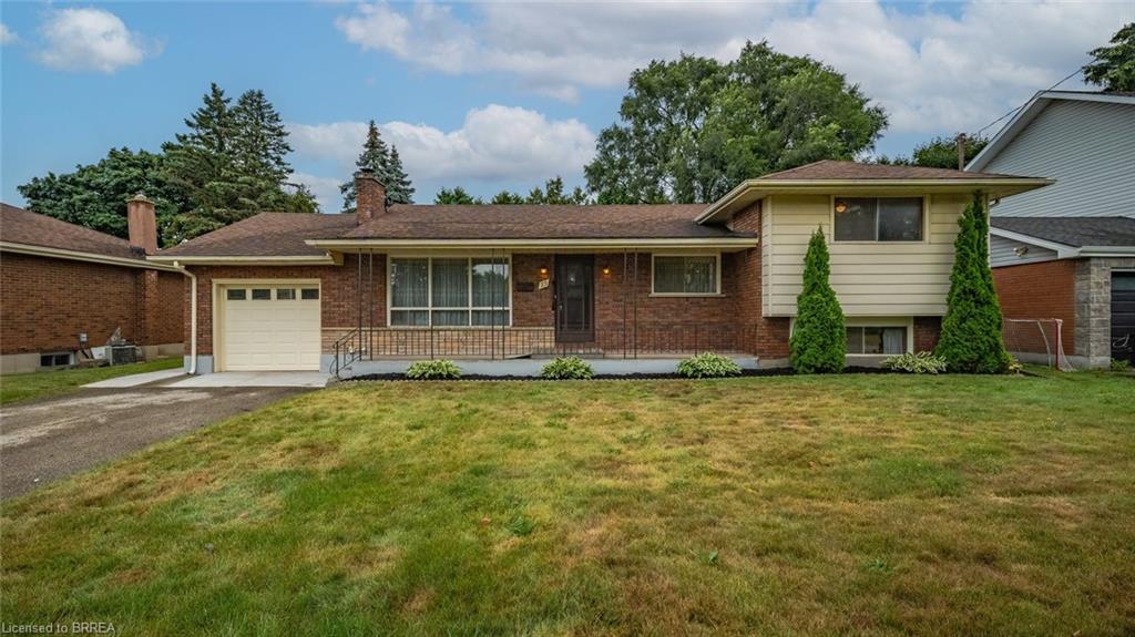 25 Kensington Ave, Brantford, ON N3R 3N6