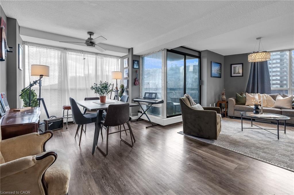 150 Charlton Avenue E Unit 1406, Hamilton, ON L8N 3X3