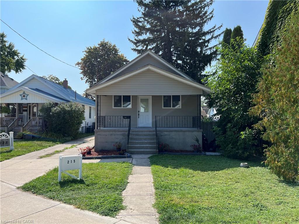 215 Ontario St, Sarnia, ON N7T 1L5