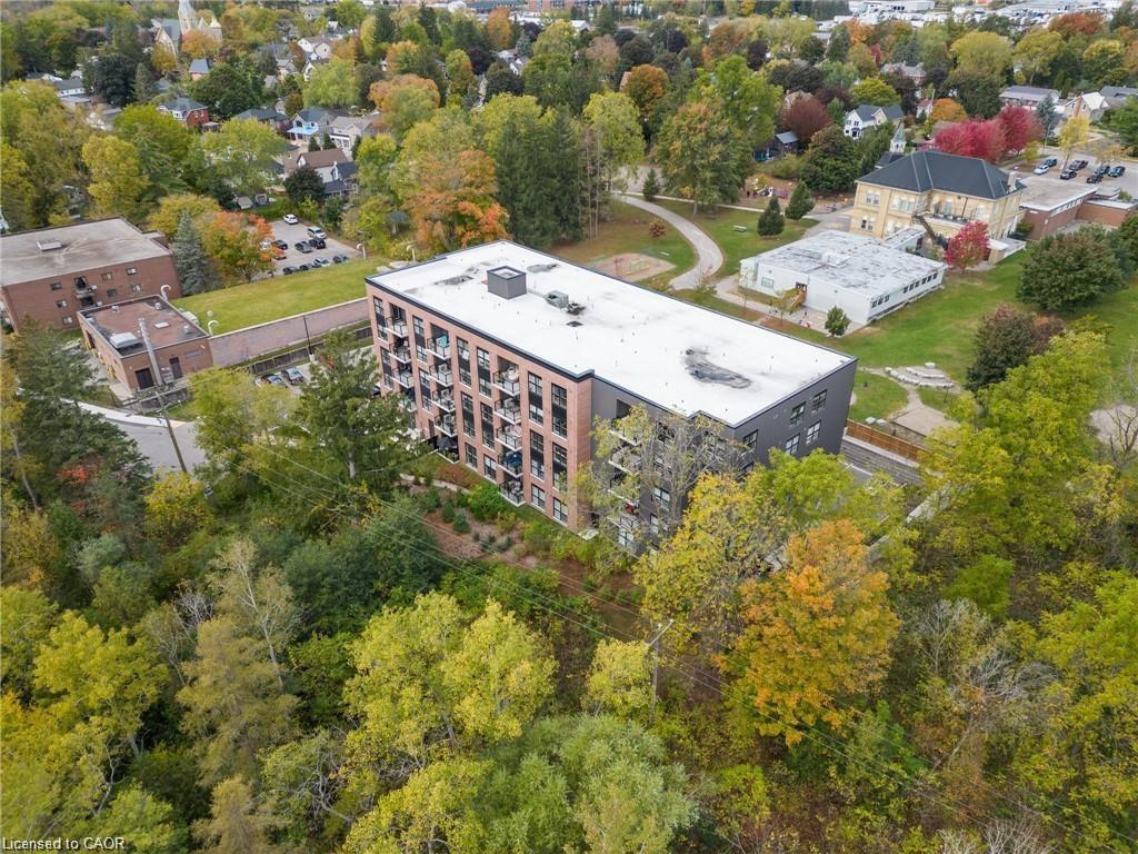 88 Gibson Street Unit 209, North Dumfries, ON N0B 1E0