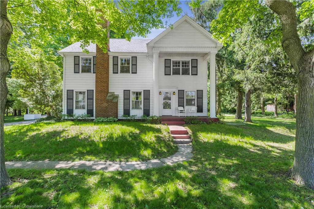 48 Garner Rd W, Hamilton, ON L9G 3K9