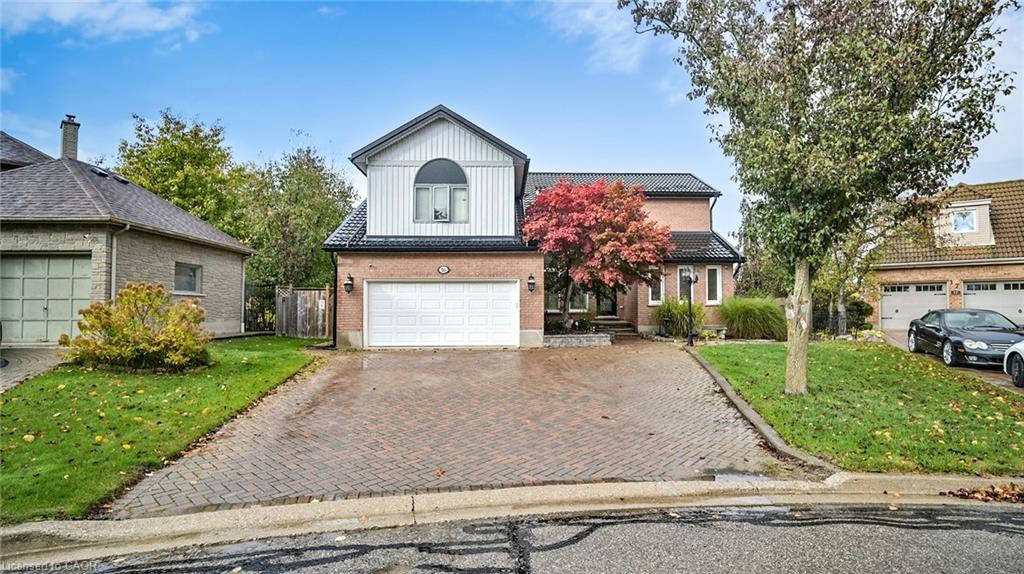 16 Mollison Ct, Guelph, ON N1C 1A7