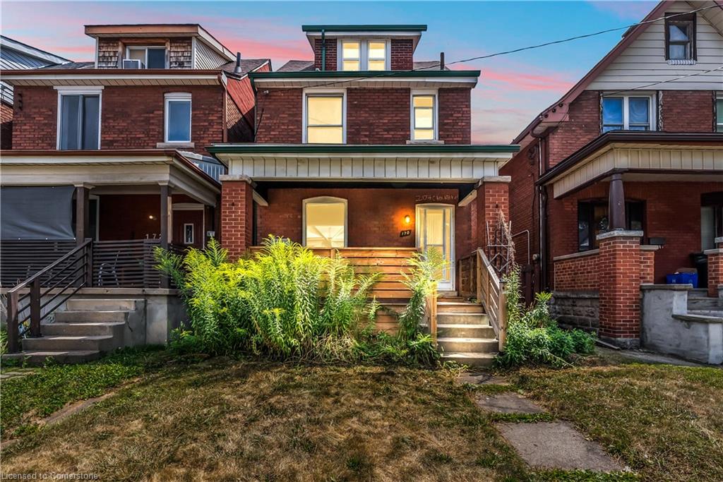 170 Grosvenor Ave N, Hamilton, ON L8L 7S8
