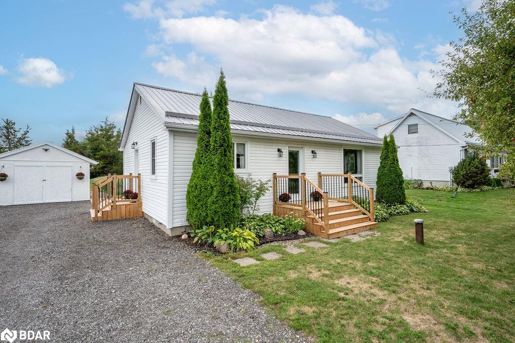 4324 Old 2 Hwy, Belleville, ON K8N 4Z4