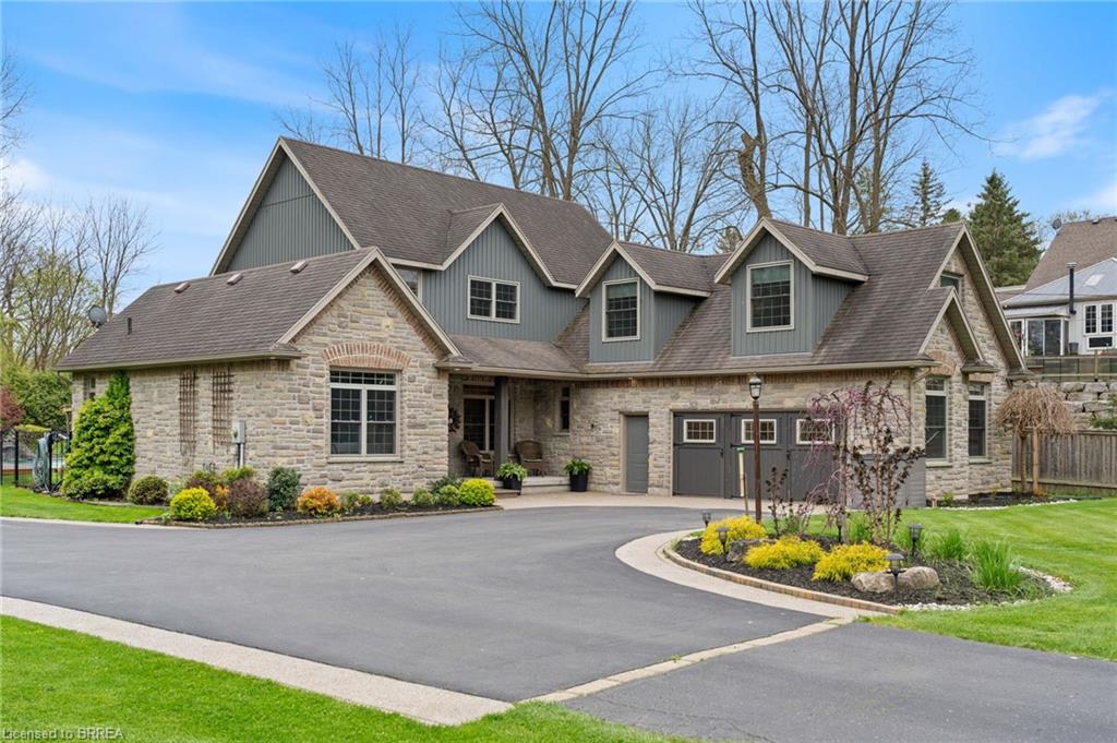 38 Silver Lake Dr, Port Dover, ON N0A 1N6