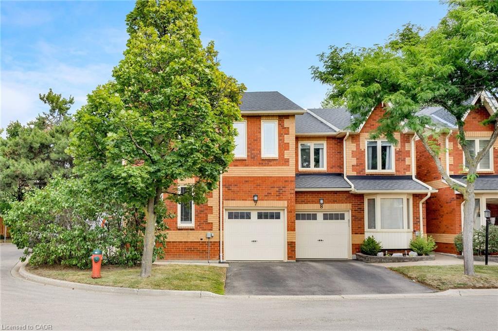2006 Glenada Crescent Unit 7, Oakville, ON L6H 5R9