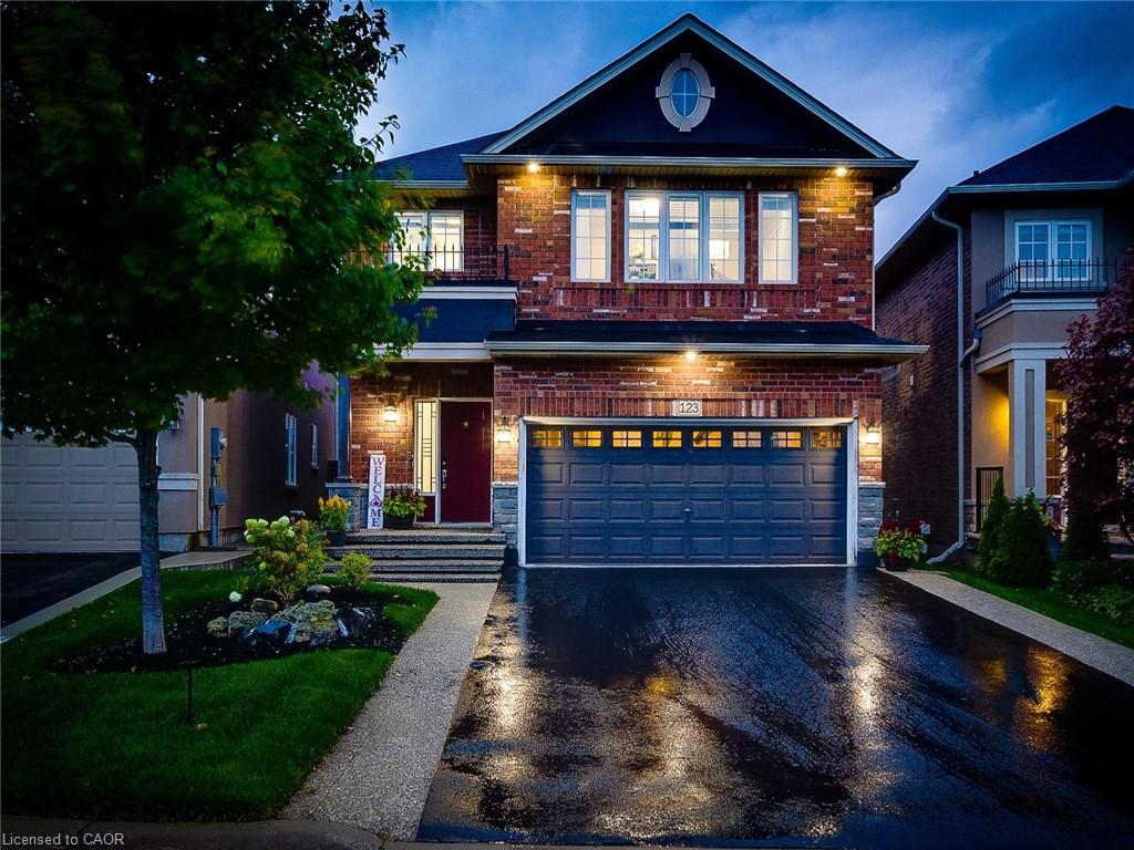 123 Vinton Rd, Hamilton, ON L9K 0G8