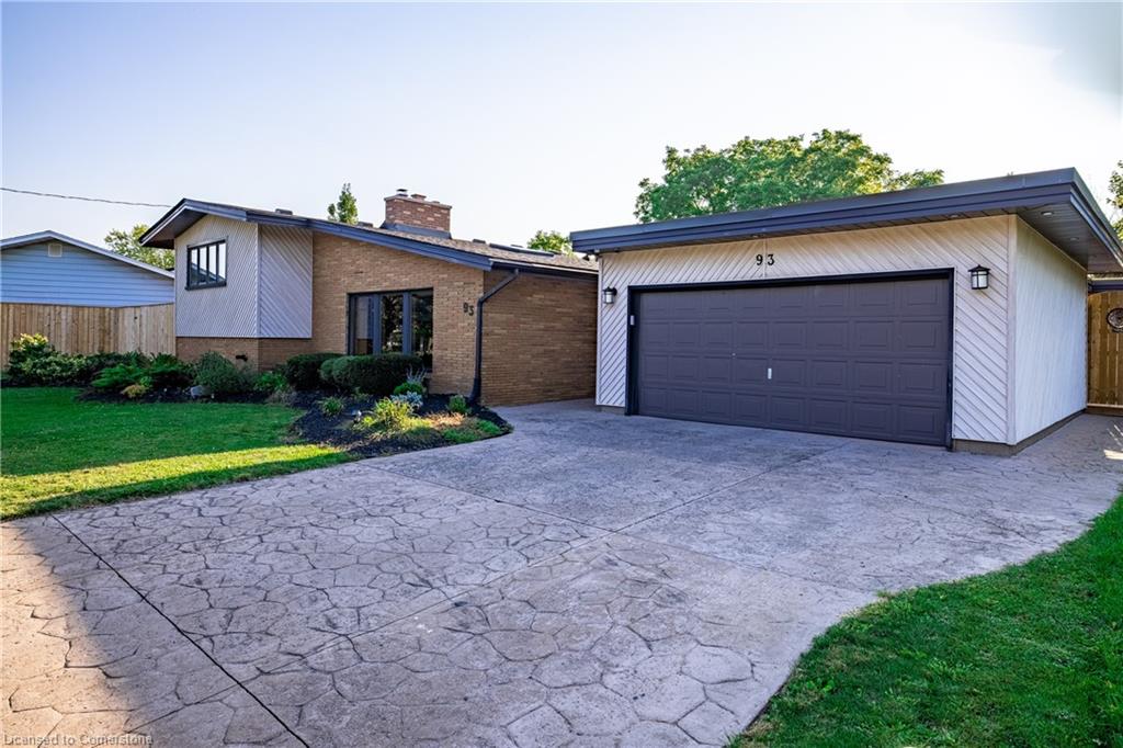 93 Riverview Blvd, St. Catharines, ON L2T 3M3