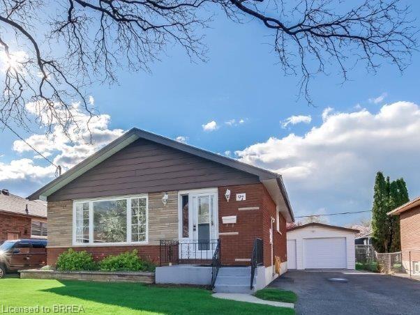 97 Seventh Ave, Brantford, ON N3S 1B7