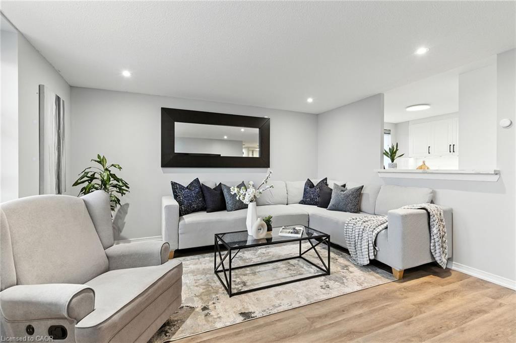6720 Glen Erin Drive Unit 514, Mississauga, ON L5N 3K8
