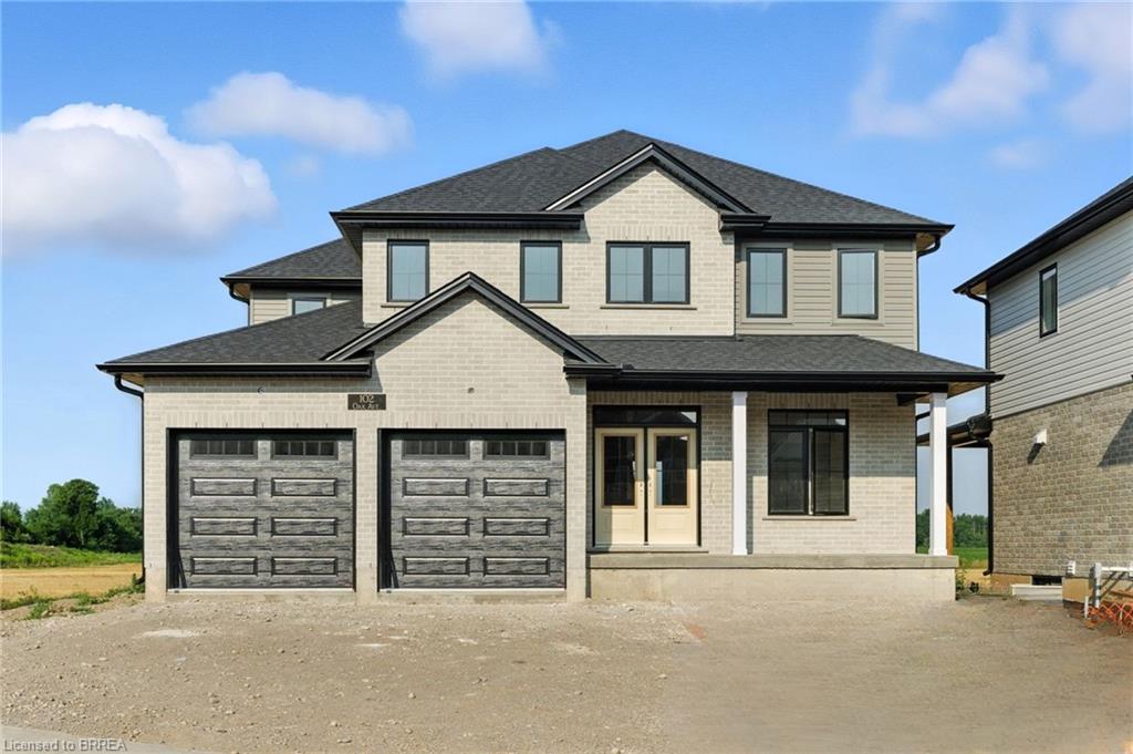 102 Oak Ave, Paris, ON N3L 0J6