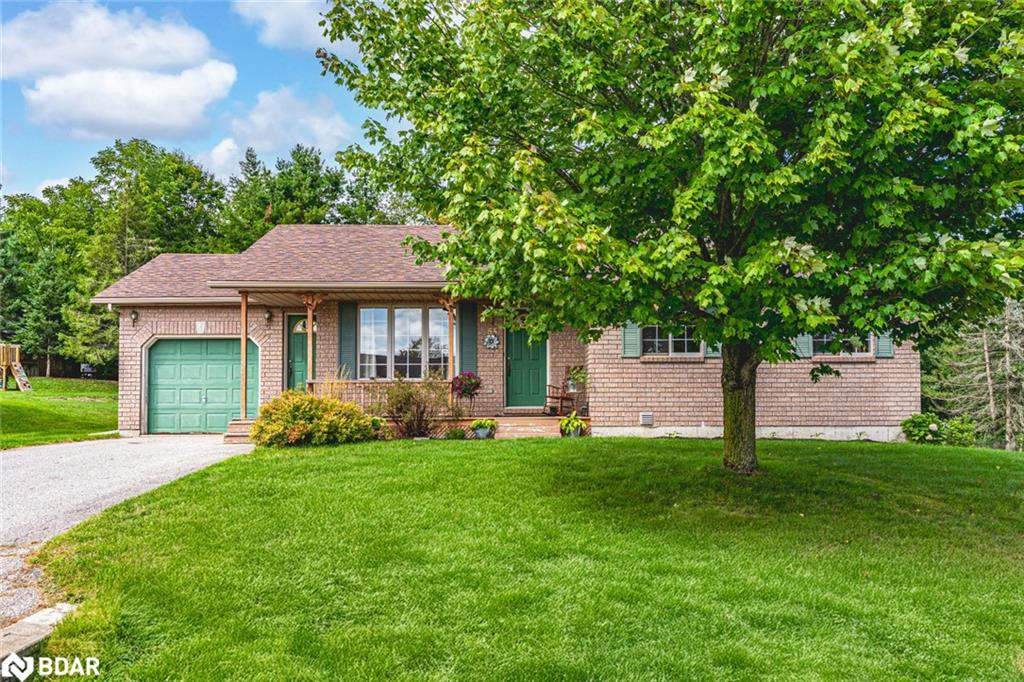 55 Marlow Cir, Springwater, ON L0L 1V0