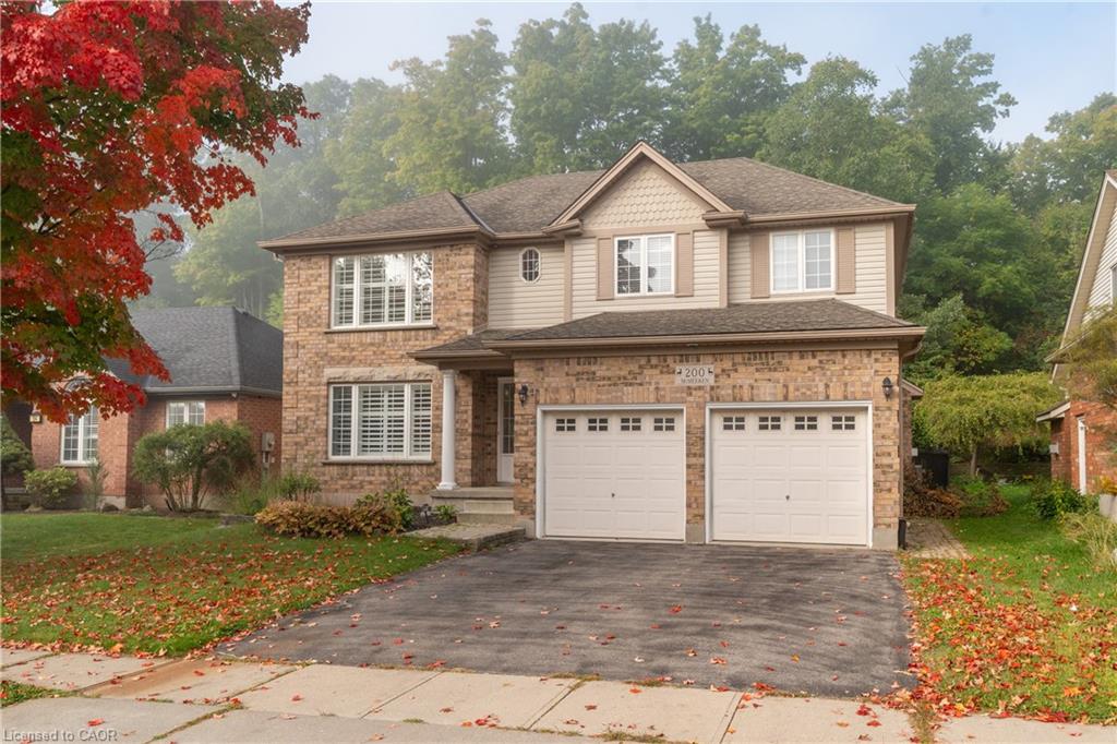 200 Mcmeeken Dr, Cambridge, ON N3C 4H2