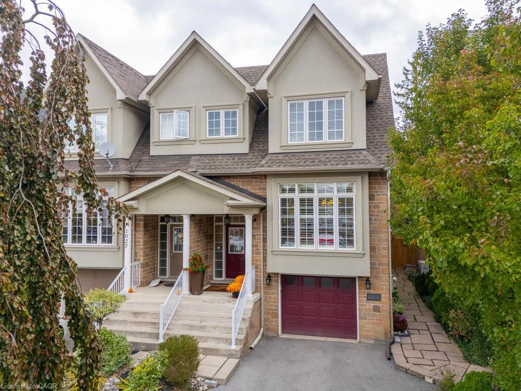 1025 Shaw Dr, Mississauga, ON L5G 3Z3