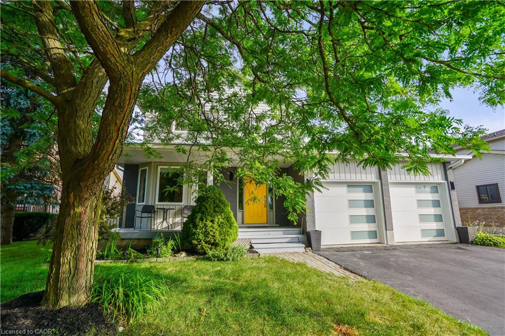 616 Rummelhardt Dr, Waterloo, ON N2T 2K7