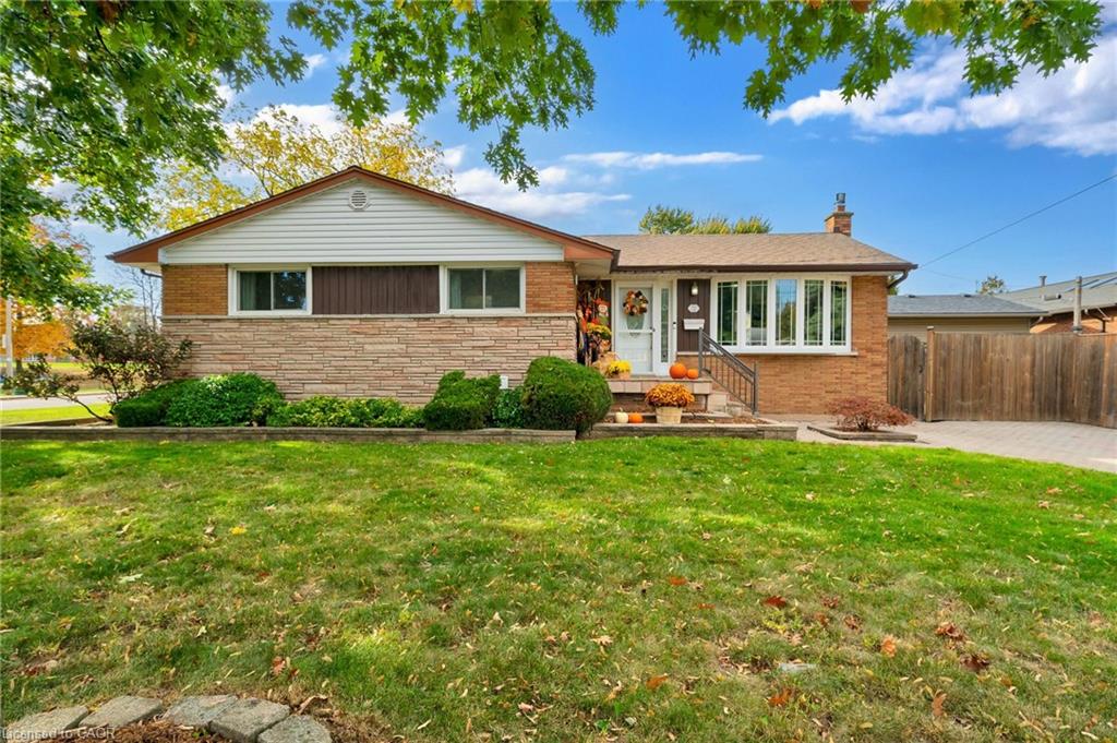 72 W 25th St, Hamilton, ON L9C 4X2