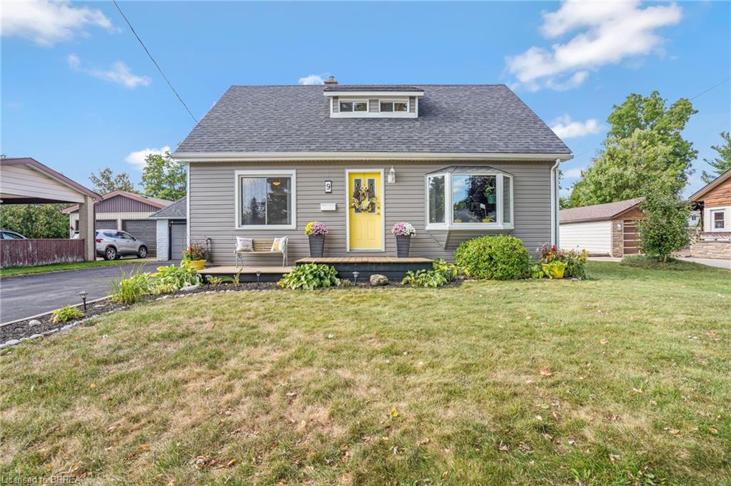 9 Evelyn St, Brantford, ON N3R 3G8