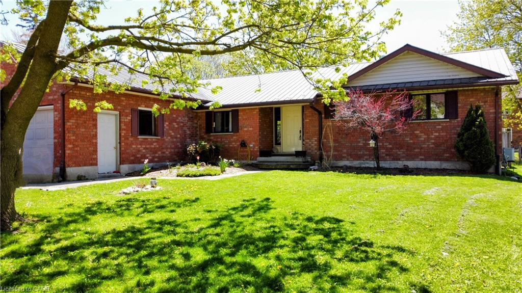 250 Boulton St, Minto, ON N0G 2P0