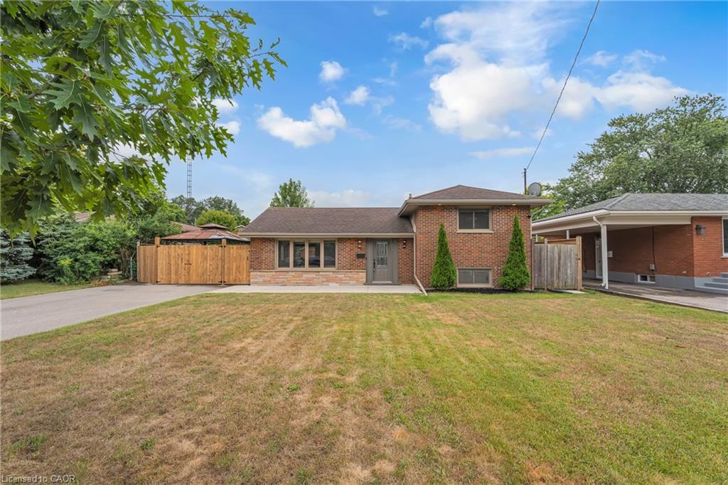 35 Hickery Pl, Brantford, ON N3S 3C7