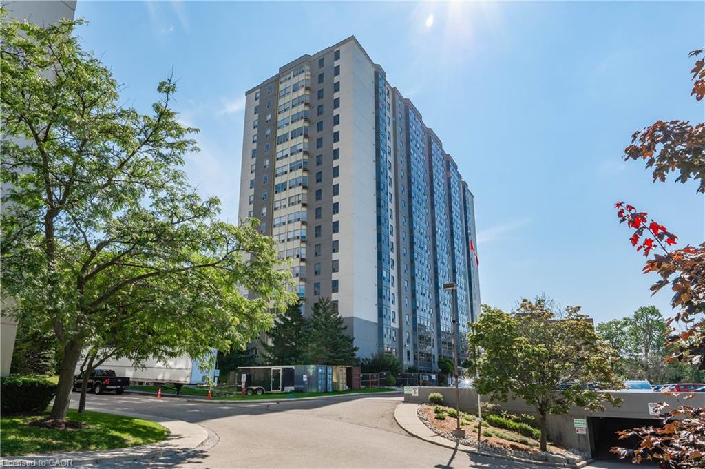 55 Green Valley Drive Unit 307, Kitchener, ON N2P 1Z6
