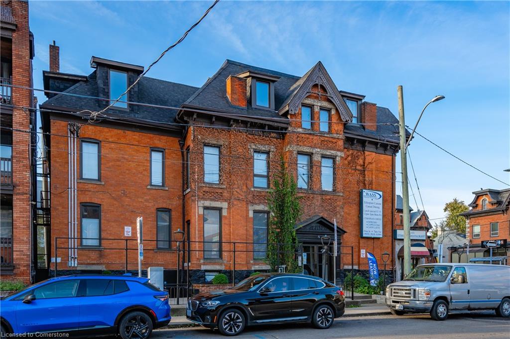 14 Forest Avenue St S, Hamilton, ON L8P 3A8