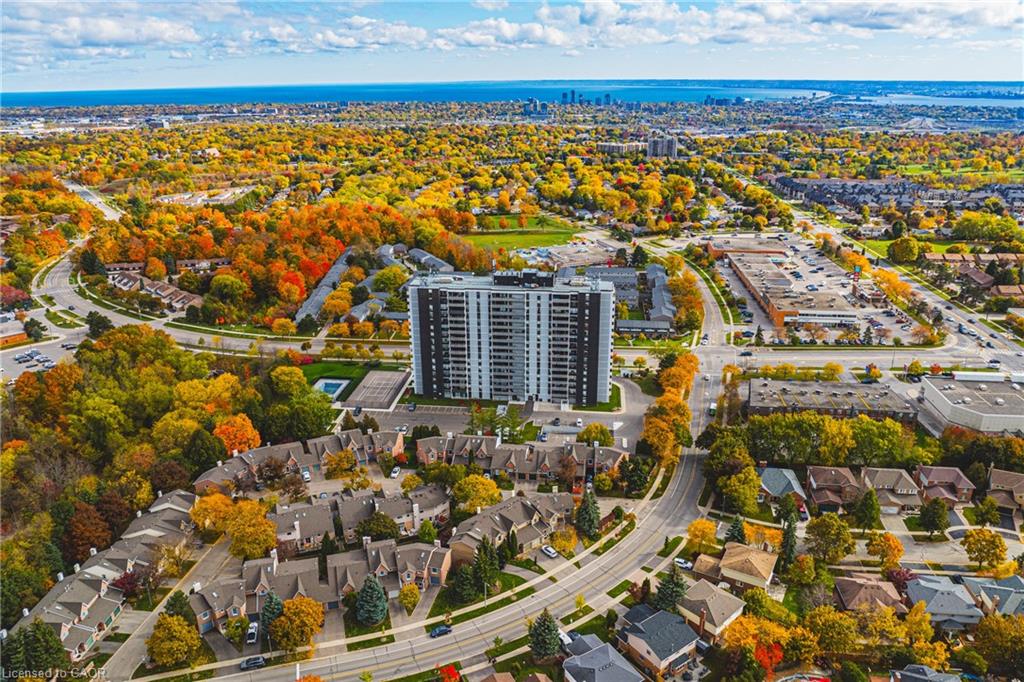 2055 Upper Middle Road Unit 1206, Burlington, ON L7P 3P4