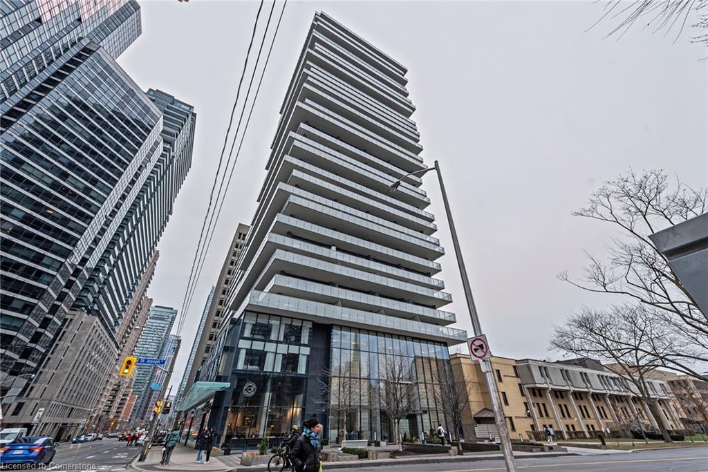 57 St Joseph Street Unit 206, Toronto, ON M5S 0C5