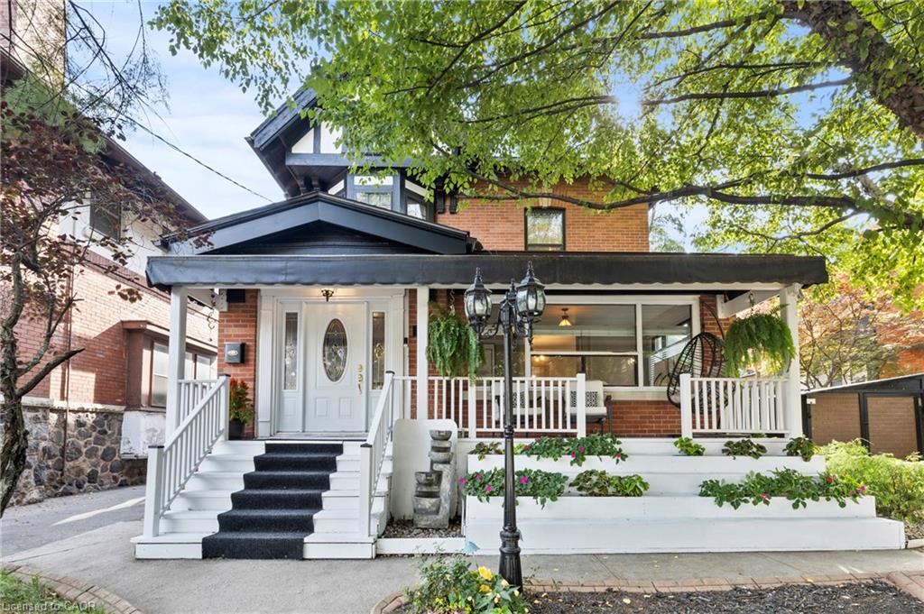 99 Burris St, Hamilton, ON L8M 2J6
